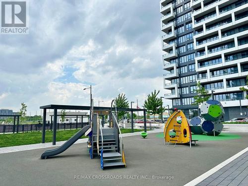 4505 - 8 Water Walk Drive, Markham, ON - Outdoor