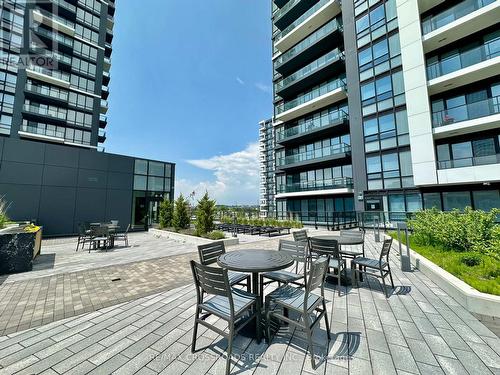 4505 - 8 Water Walk Drive, Markham, ON - Outdoor