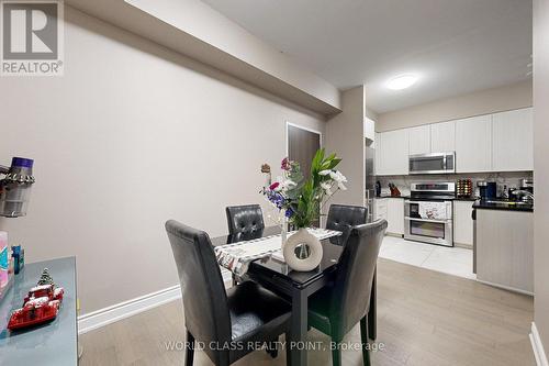 418 - 86 Woodbridge Avenue, Vaughan, ON - Indoor Photo Showing Dining Room