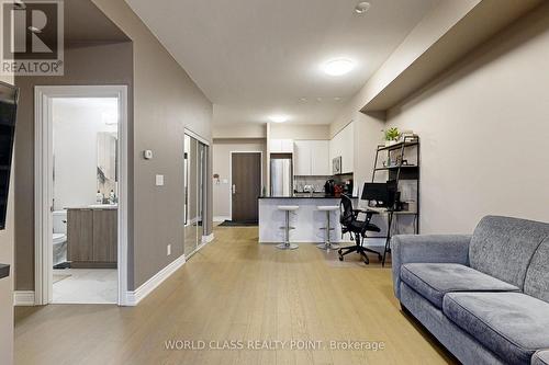 418 - 86 Woodbridge Avenue, Vaughan, ON - Indoor Photo Showing Other Room