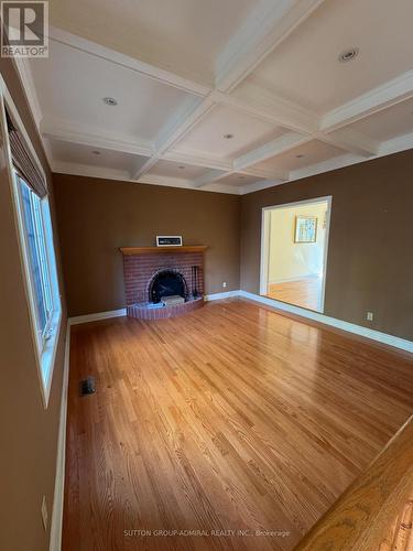 34 Willett Crescent, Richmond Hill, ON - Indoor Photo Showing Other Room