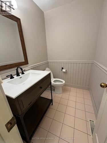 34 Willett Crescent, Richmond Hill, ON - Indoor Photo Showing Bathroom