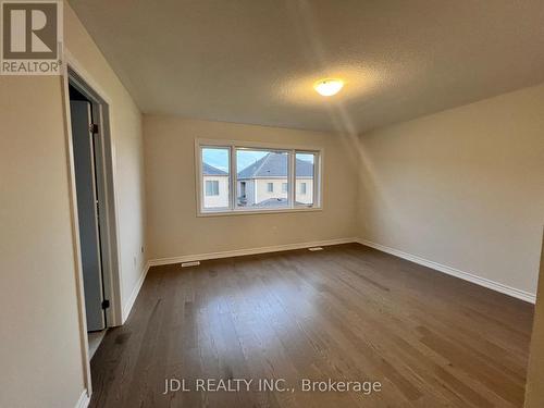 26 Hylton Drive, Barrie, ON - Indoor Photo Showing Other Room