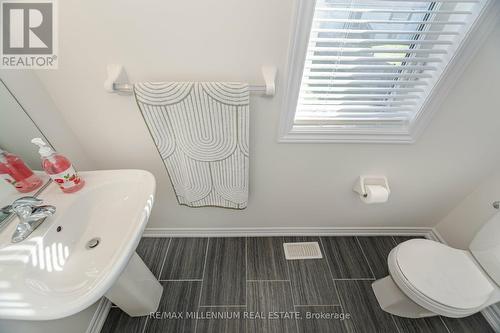 200 Lia Drive, Clearview, ON - Indoor Photo Showing Bathroom