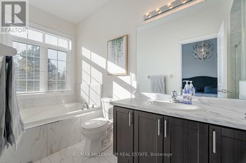 200 Lia Drive, Clearview, ON - Indoor Photo Showing Bathroom