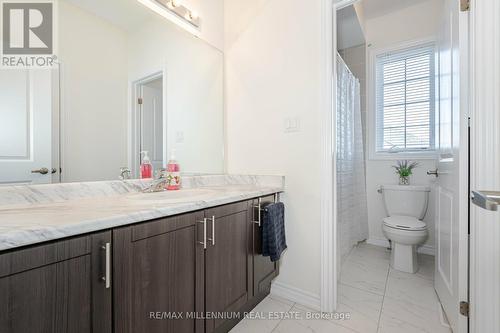 200 Lia Drive, Clearview, ON - Indoor Photo Showing Bathroom