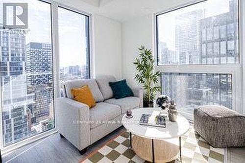 2803 - 82 Dalhousie Street, Toronto, ON - Indoor Photo Showing Living Room