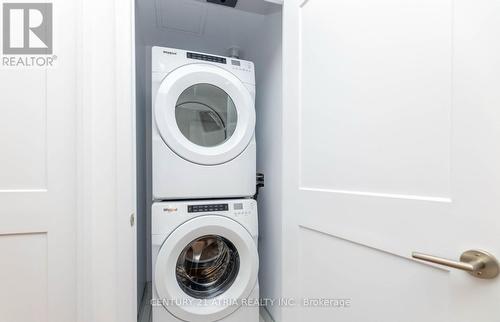 2020 - 50 Dunfield Avenue, Toronto, ON - Indoor Photo Showing Laundry Room