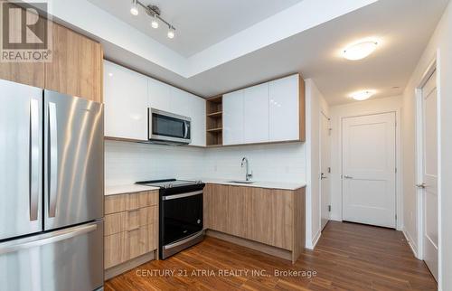 2020 - 50 Dunfield Avenue, Toronto, ON - Indoor Photo Showing Kitchen