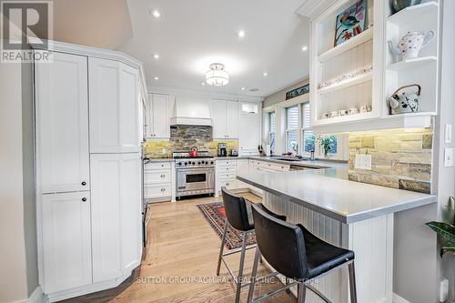 312 Glen Manor Drive, Toronto, ON - Indoor Photo Showing Kitchen With Upgraded Kitchen