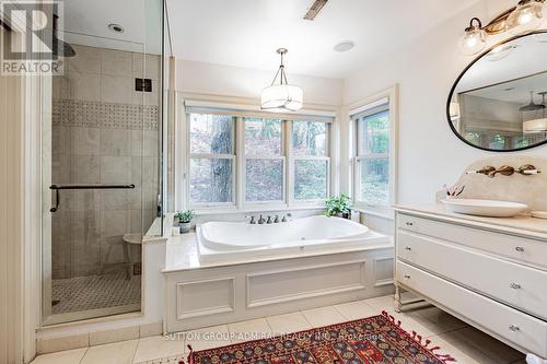 312 Glen Manor Drive, Toronto, ON - Indoor Photo Showing Bathroom