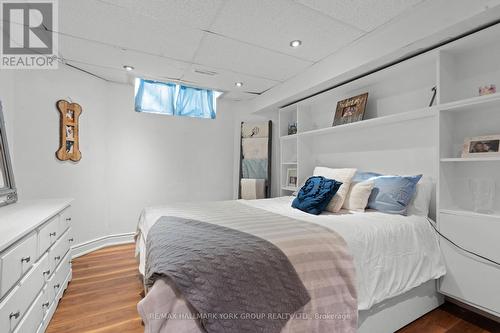 1546 Meldron Drive, Pickering, ON - Indoor Photo Showing Bedroom