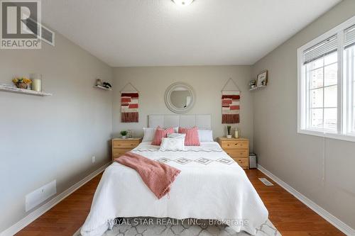 13 Short Crescent, Clarington, ON - Indoor Photo Showing Bedroom