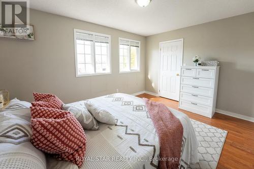 13 Short Crescent, Clarington, ON - Indoor Photo Showing Bedroom