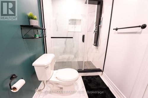 13 Short Crescent, Clarington, ON - Indoor Photo Showing Bathroom