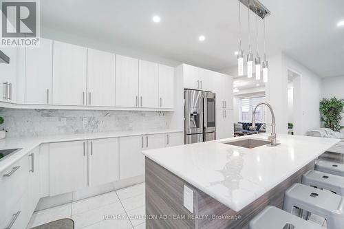 219 Lyle Drive, Clarington, ON - Indoor Photo Showing Kitchen With Upgraded Kitchen