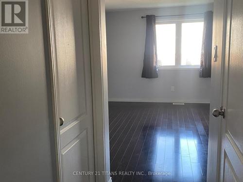 1105 Schooling Drive, Oshawa, ON - Indoor