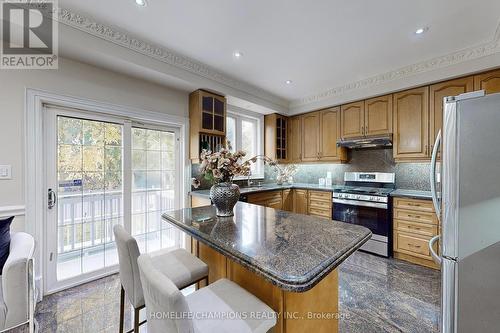 896 Kennedy Road, Toronto, ON - Indoor Photo Showing Kitchen