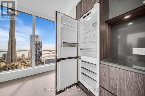 3706 - 15 Mercer Street, Toronto, ON - Indoor Photo Showing Kitchen