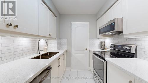 801 - 250 Jarvis Street, Toronto, ON - Indoor Photo Showing Kitchen With Stainless Steel Kitchen With Double Sink With Upgraded Kitchen