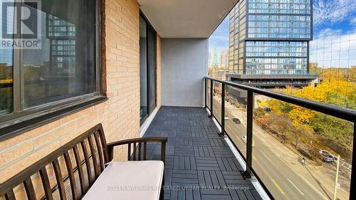 801 - 250 Jarvis Street, Toronto, ON - Outdoor With Balcony With Exterior