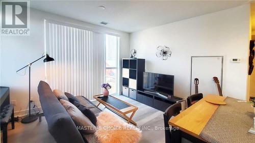 907 - 318 Richmond Street W, Toronto, ON - Indoor