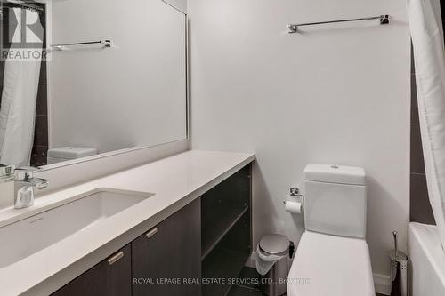 1105 - 155 Yorkville Avenue, Toronto, ON - Indoor Photo Showing Bathroom