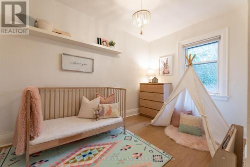 158 Fairlawn Avenue, Toronto, ON - Indoor Photo Showing Bedroom