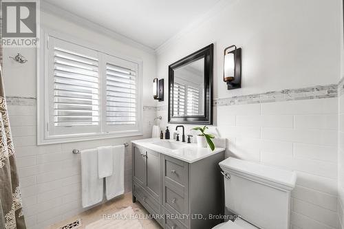 10 Greenyards Drive, Toronto, ON - Indoor Photo Showing Bathroom