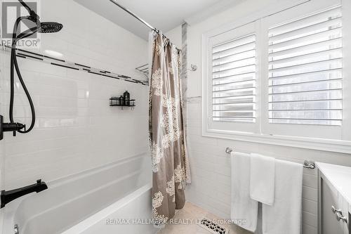 10 Greenyards Drive, Toronto, ON - Indoor Photo Showing Bathroom