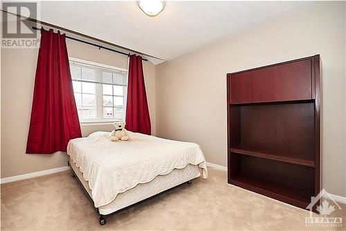 626 Braecreek Avenue, Ottawa, ON - Indoor Photo Showing Bedroom