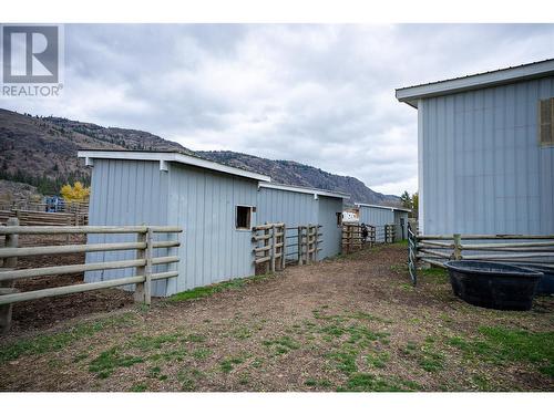 392 Teal Road, Kamloops, BC - Outdoor