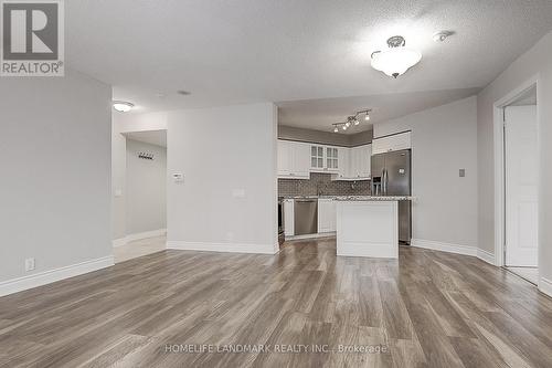 216 - 80 Harrison Garden Boulevard, Toronto, ON - Indoor Photo Showing Kitchen