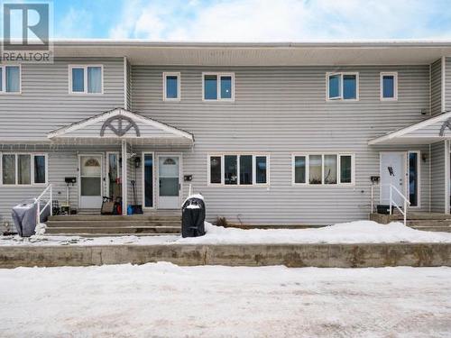 3B-2002 Centennial Street, Whitehorse, YT - Outdoor With Facade