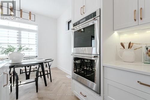 300 Orr Street, Stratford (22 - Stratford), ON - Indoor Photo Showing Kitchen