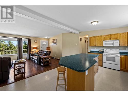 116 Coldwater Road, Merritt, BC - Indoor Photo Showing Kitchen