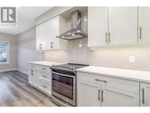 3368 Hawks Crescent, West Kelowna, BC - Indoor Photo Showing Kitchen With Upgraded Kitchen