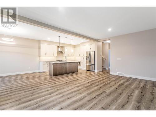 3368 Hawks Crescent, West Kelowna, BC - Indoor Photo Showing Kitchen