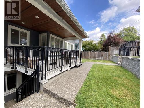 Basement 5838 Berwick Street, Burnaby, BC - Outdoor With Exterior