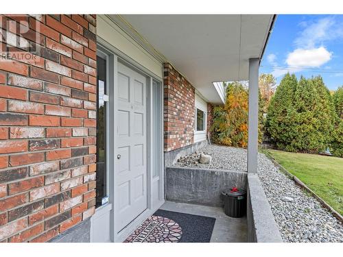 2196 Lynrick Road, Kelowna, BC - Outdoor With Exterior