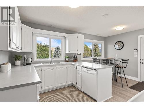 2196 Lynrick Road, Kelowna, BC - Indoor Photo Showing Kitchen With Double Sink