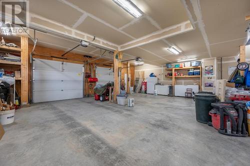 661 Lagoon Court Road, Clinton, BC - Indoor Photo Showing Garage