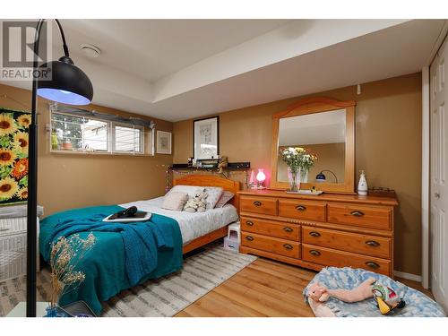 1674 Thayer Court, Kelowna, BC - Indoor Photo Showing Bedroom