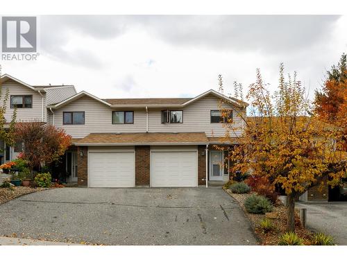 1674 Thayer Court, Kelowna, BC - Outdoor With Facade