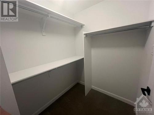 510 Bundoran Place, Ottawa, ON - Indoor With Storage