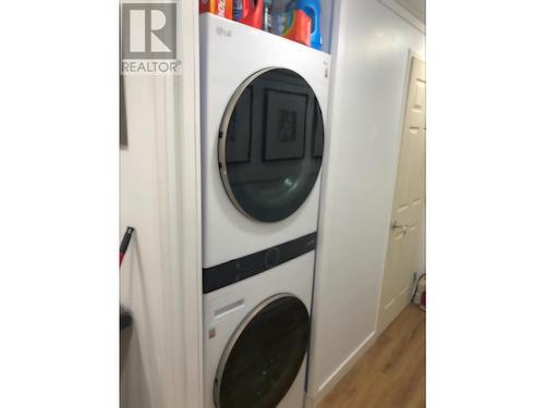 4353 N Clear Road, Williams Lake, BC - Indoor Photo Showing Laundry Room