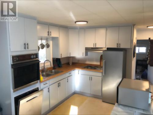 4353 N Clear Road, Williams Lake, BC - Indoor Photo Showing Kitchen With Double Sink