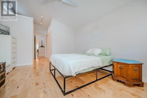 576 Byngmount Avenue, Mississauga, ON - Indoor Photo Showing Bedroom