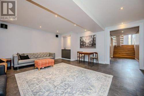 576 Byngmount Avenue, Mississauga, ON - Indoor Photo Showing Living Room