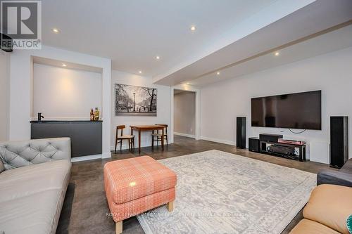 576 Byngmount Avenue, Mississauga, ON - Indoor Photo Showing Living Room